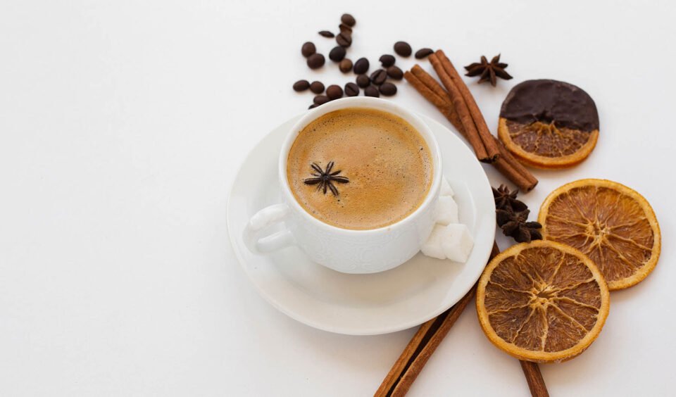 beneficios del cafe con limón